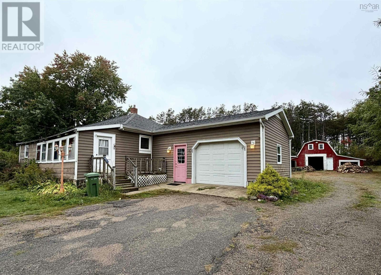 14967 1 Highway, Wilmot, NS, B0P 1W0