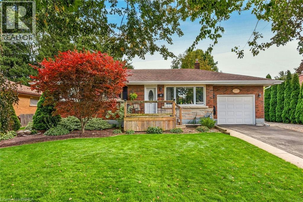 41 Kensington Avenue, Brantford, ON, N3R 3N9