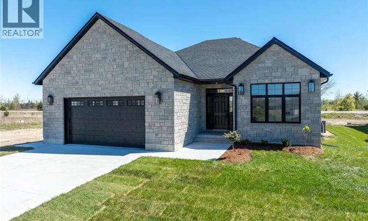 3503 Paul Crescent