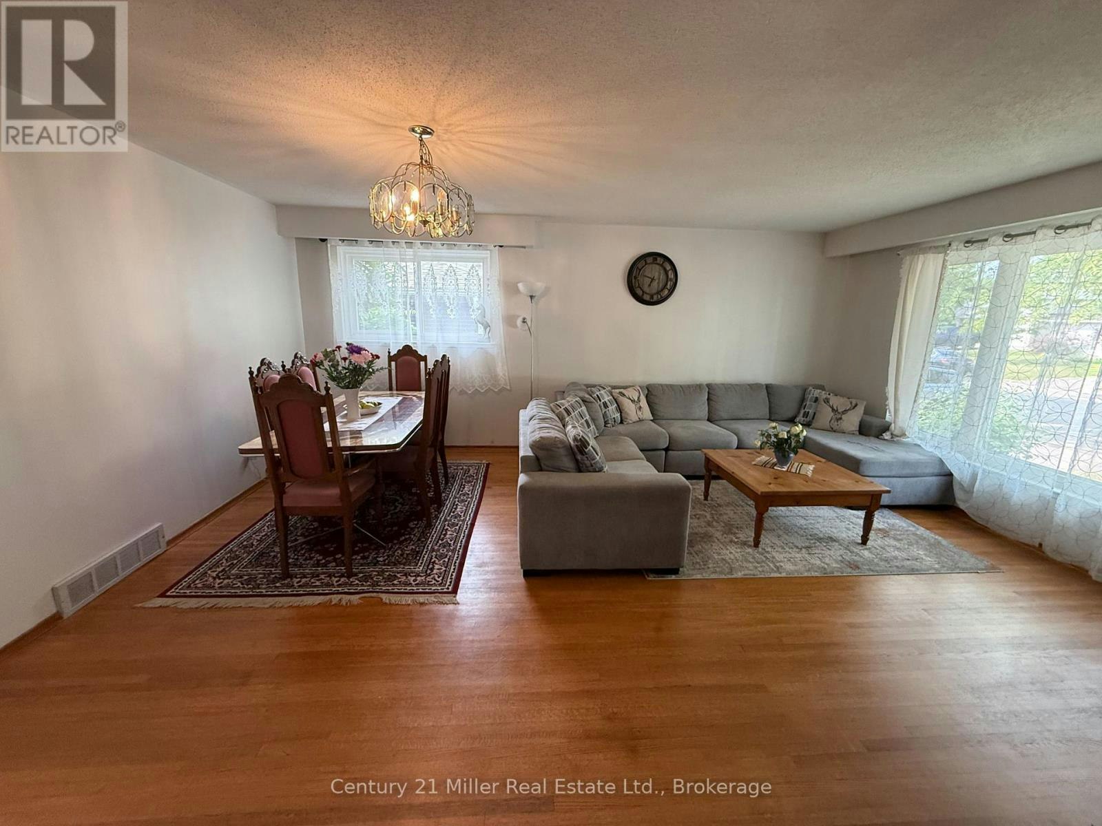 UPPER-35 Melville Crescent, Brampton, ON, L6W 2S3 - 4