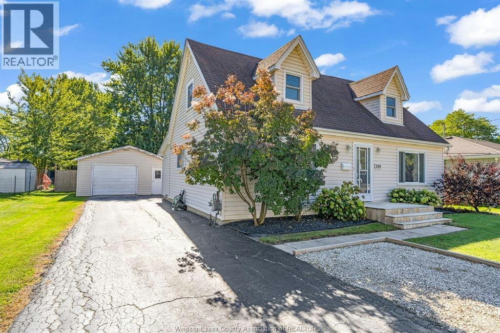 200 Centre Street, Essex, ON, N8M 1R2