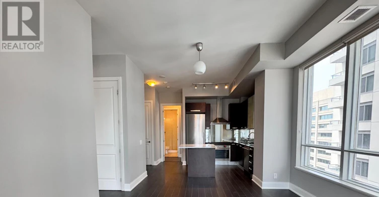 1801-21 Balmuto Street, Toronto, ON, M4Y 1R7 - 19
