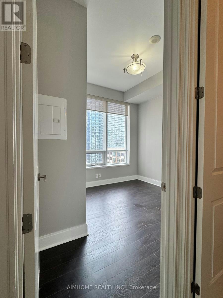 1801-21 Balmuto Street, Toronto, ON, M4Y 1R7 - 28