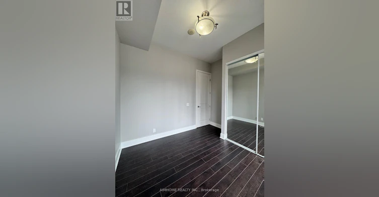 1801-21 Balmuto Street, Toronto, ON, M4Y 1R7 - 31