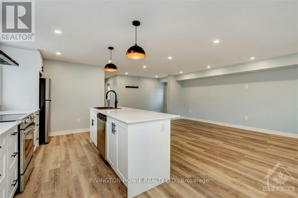 1-413 Donald B Munro Drive, Ottawa, ON, K0A 1L0 - 10