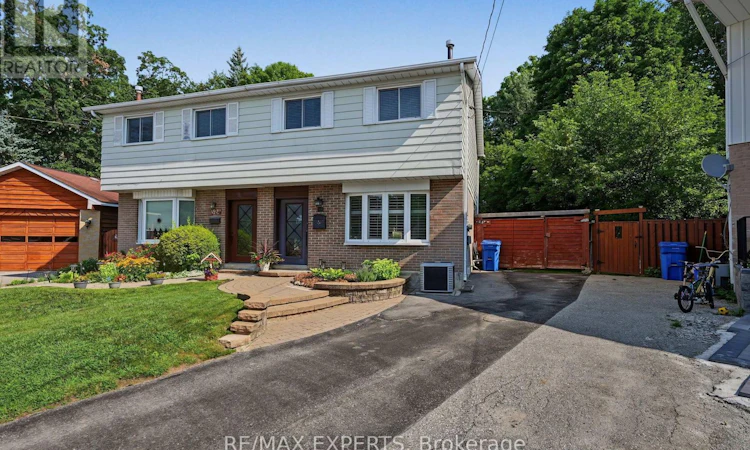 326 Oakwood Court