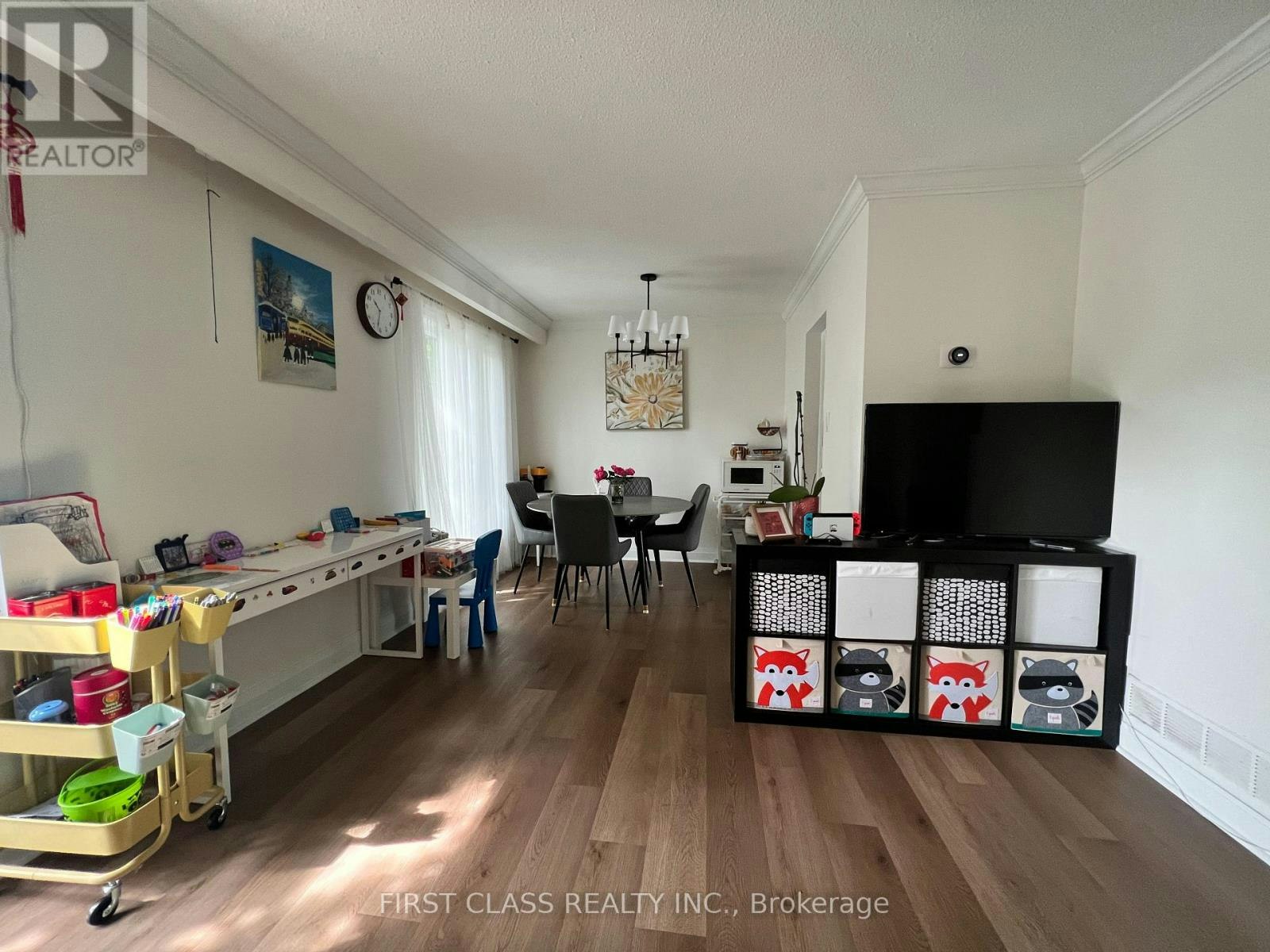 1144 Jamesway Boulevard, Oakville, ON, L6H 2Z7 - 4
