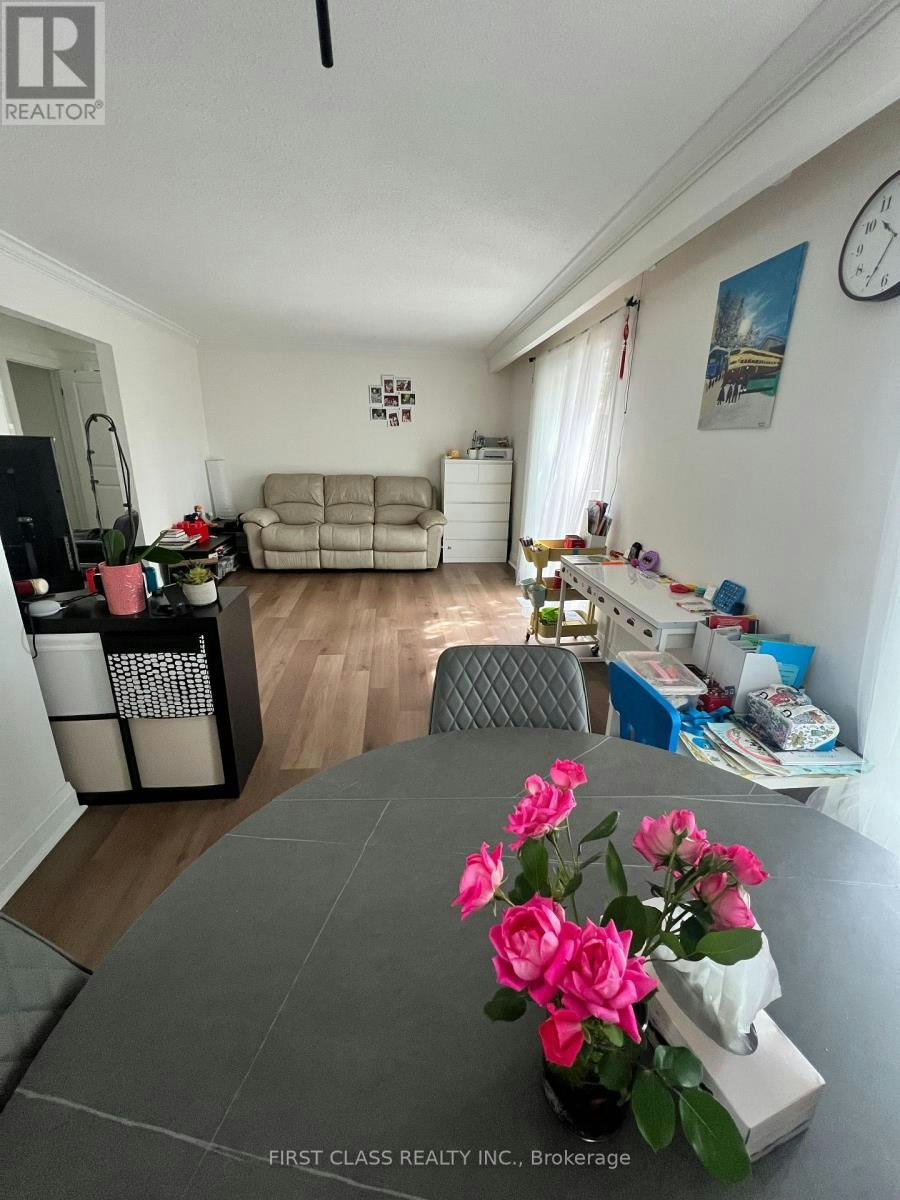 1144 Jamesway Boulevard, Oakville, ON, L6H 2Z7 - 2