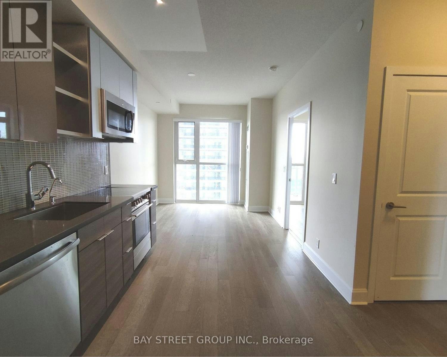 1906-33 Shore Breeze Drive, Toronto, ON, M8V 0G1 - 7