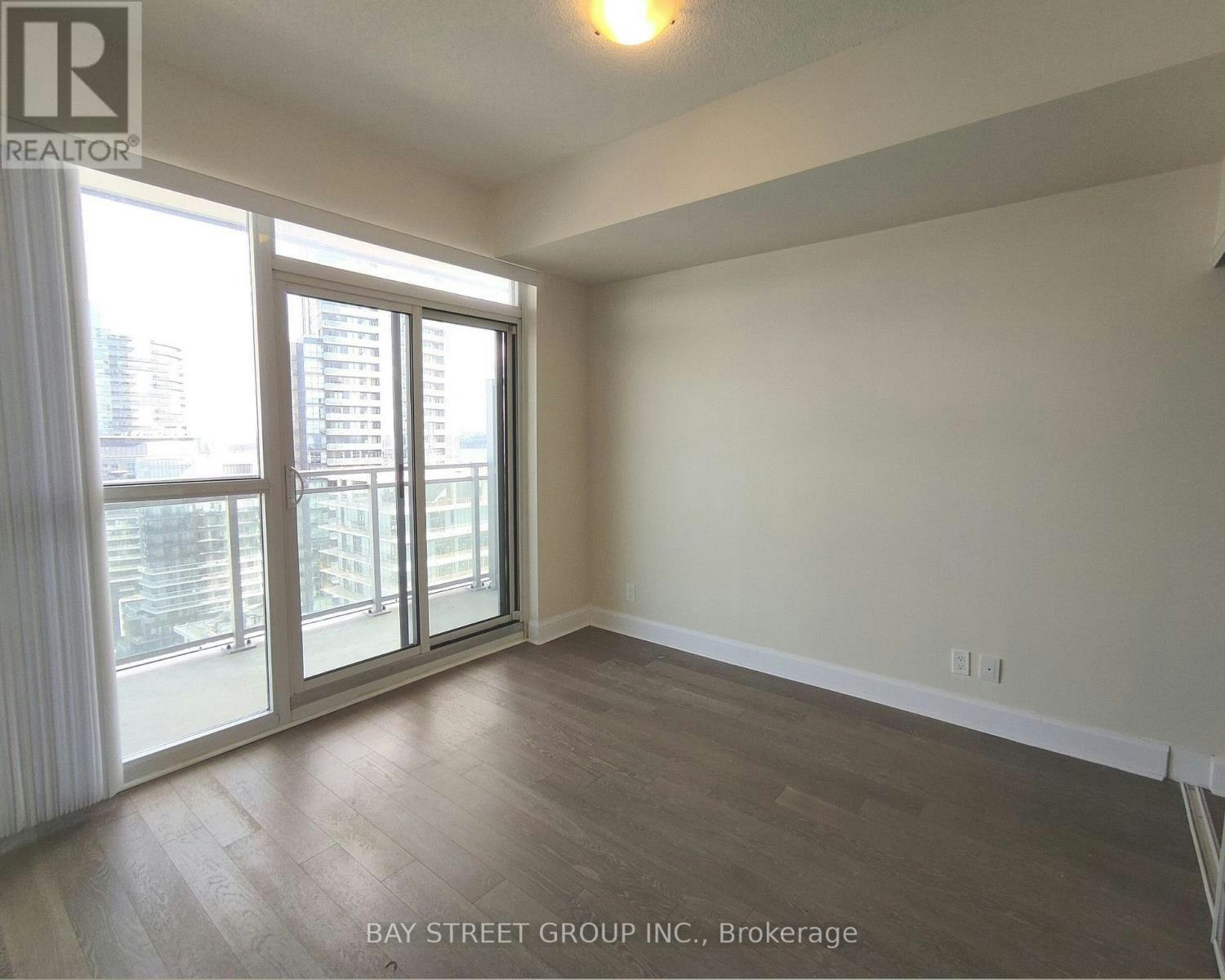 1906-33 Shore Breeze Drive, Toronto, ON, M8V 0G1 - 11