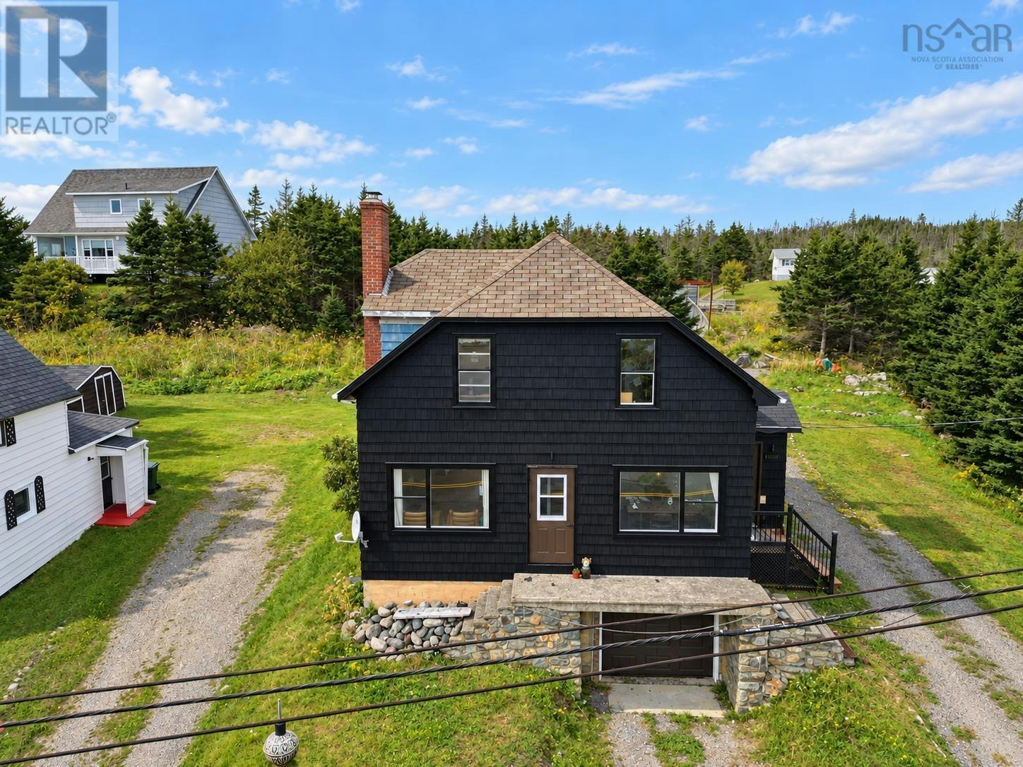 7368 Main Street, Louisbourg, NS, B1C 1P5