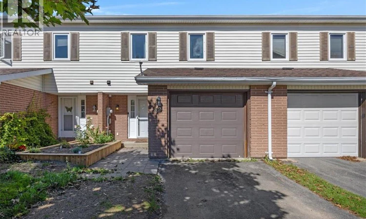 32 Driftwood Lane
