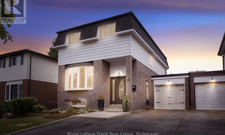 117 Lawrence Crescent