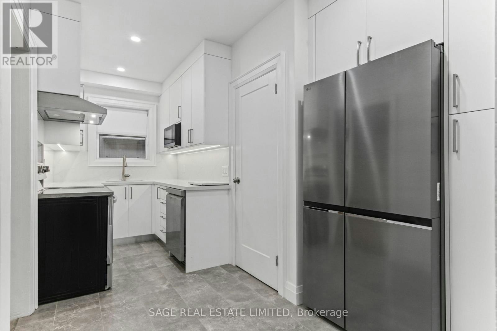 MAIN-121 Braemar Avenue, Toronto, ON, M5P 2L3 - 8