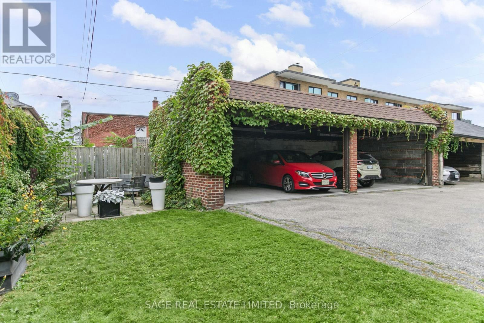 MAIN-121 Braemar Avenue, Toronto, ON, M5P 2L3 - 20