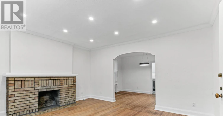 MAIN-121 Braemar Avenue, Toronto, ON, M5P 2L3 - 3