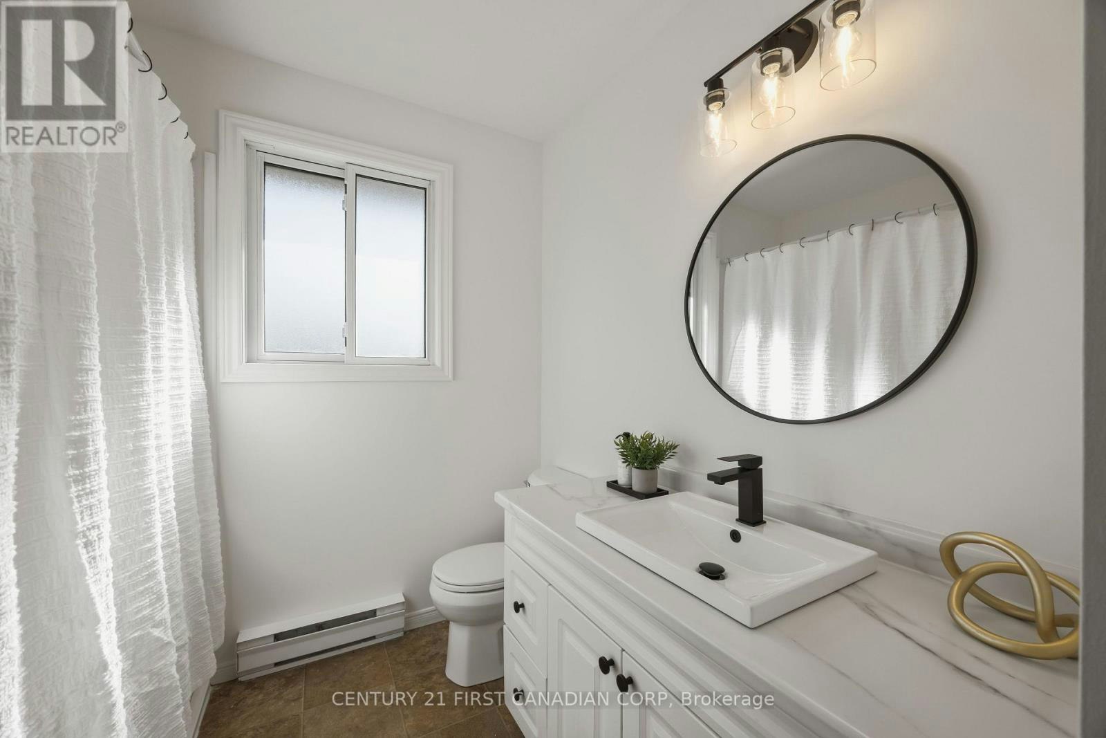 70986 B Line, Exeter, ON, N0M 1T0 - 23