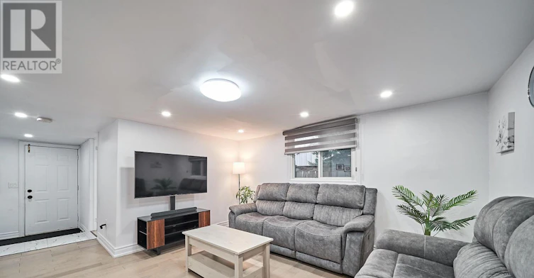 15 Knights Road, Oshawa, ON, L1H 4M5 - 9