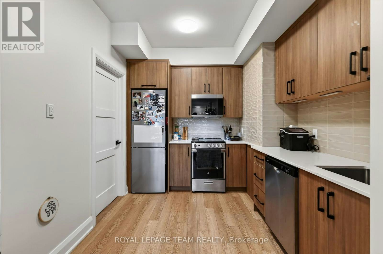 2-353 Wilmont Avenue, Ottawa, ON, K2A 0B2 - 16