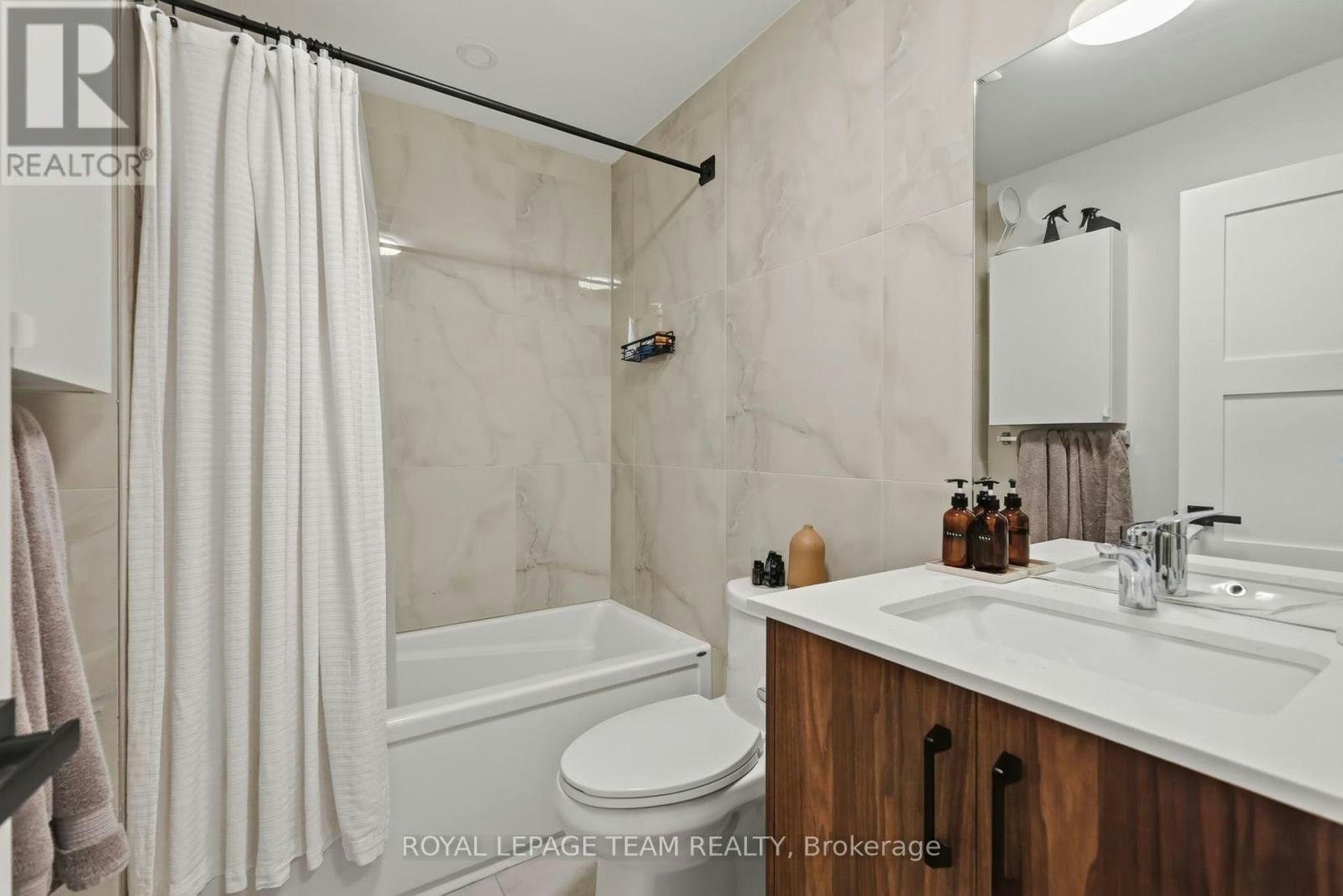 2-353 Wilmont Avenue, Ottawa, ON, K2A 0B2 - 23