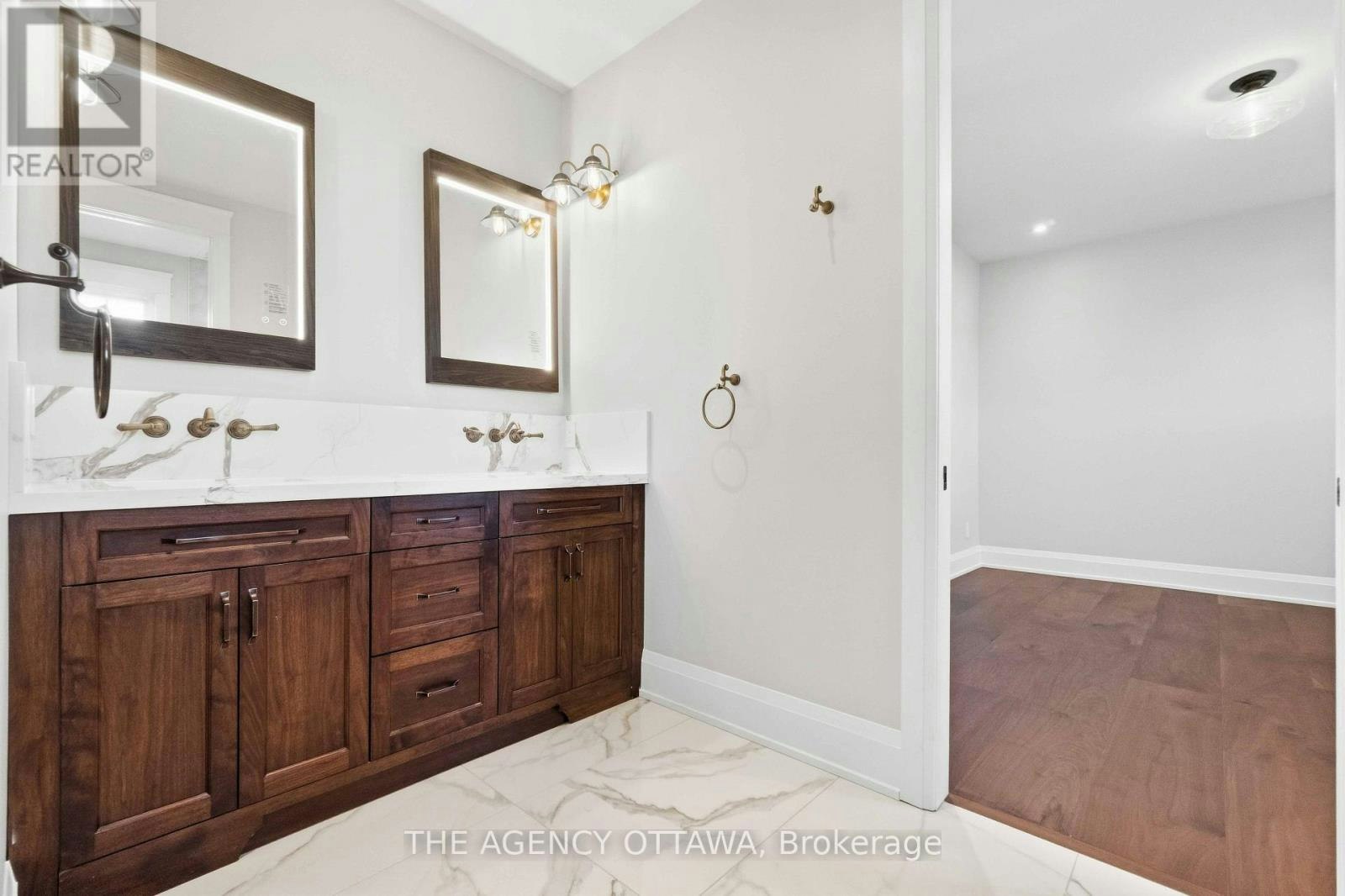 432 Ashbee Court, Manotick, ON, K4M 0A8 - 39