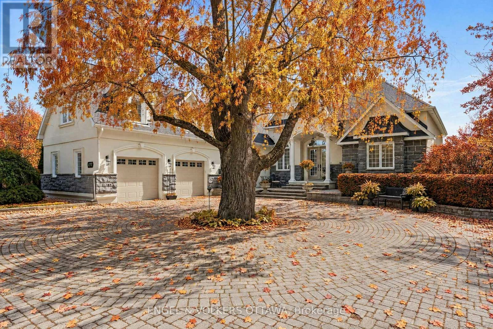6197 Ottawa Street, Ottawa, ON, K0A 2Z0