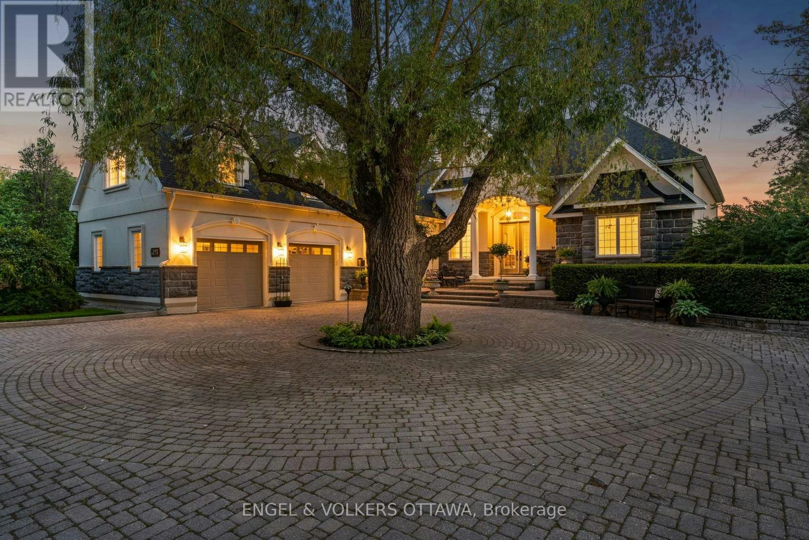 6197 Ottawa Street, Ottawa, ON, K0A 2Z0