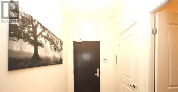 110-57 Upper Duke Crescent, Markham, ON, L6G 0B8 - 2