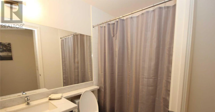 110-57 Upper Duke Crescent, Markham, ON, L6G 0B8 - 3