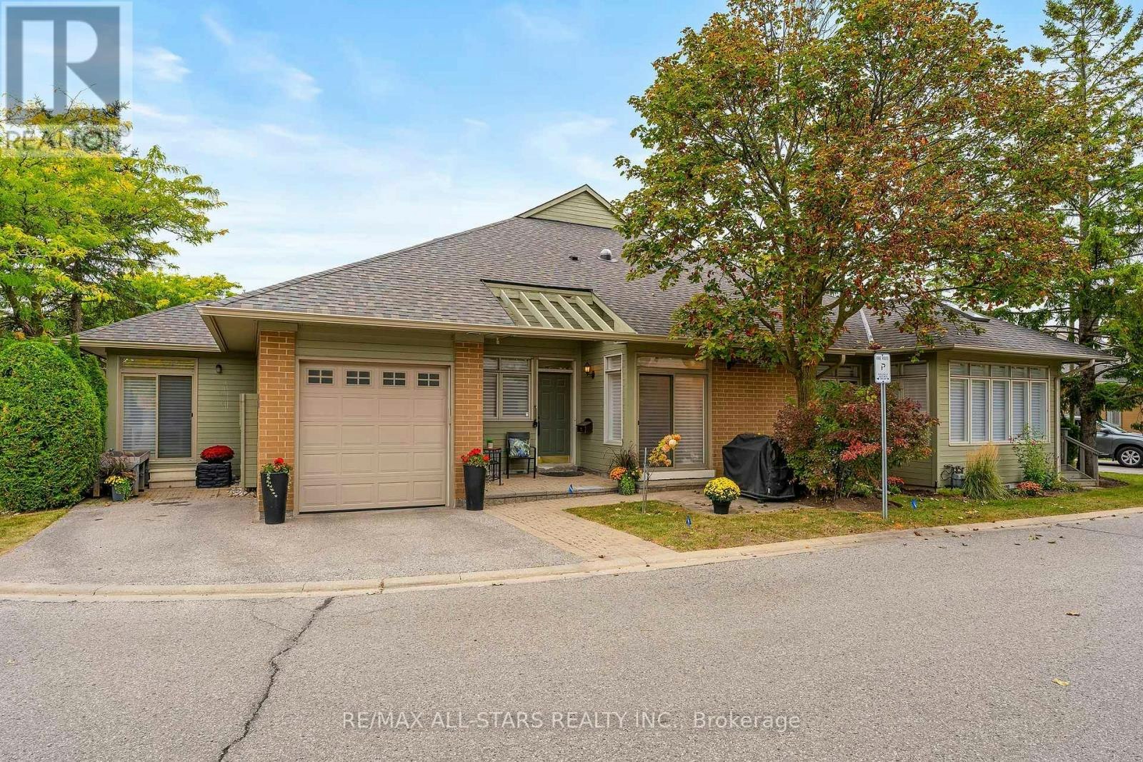 24 Sandpiper Key Way, Markham, ON, L6E 1B4