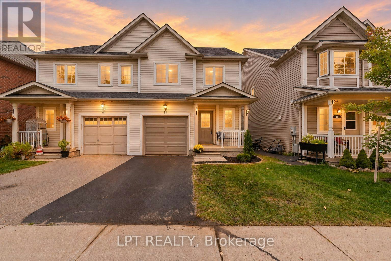 31 Laurendale Avenue, Georgina, ON, L4P 4A8