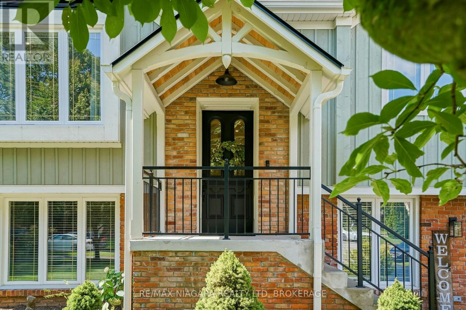 25 Berkhout Terrace, Pelham, ON, L0S 1E2
