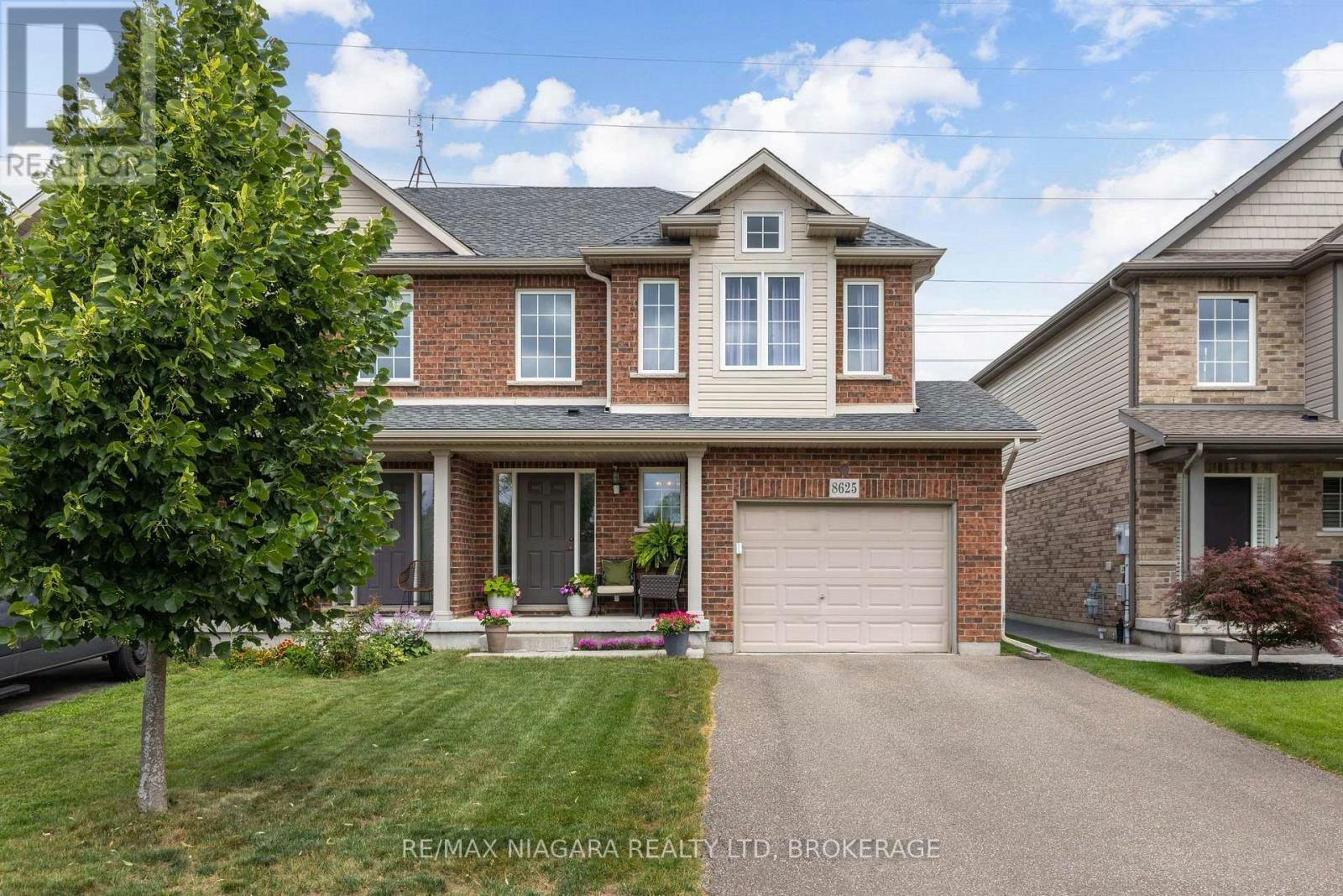 8625 Upper Canada Drive, Niagara Falls, ON, L2H 0B7