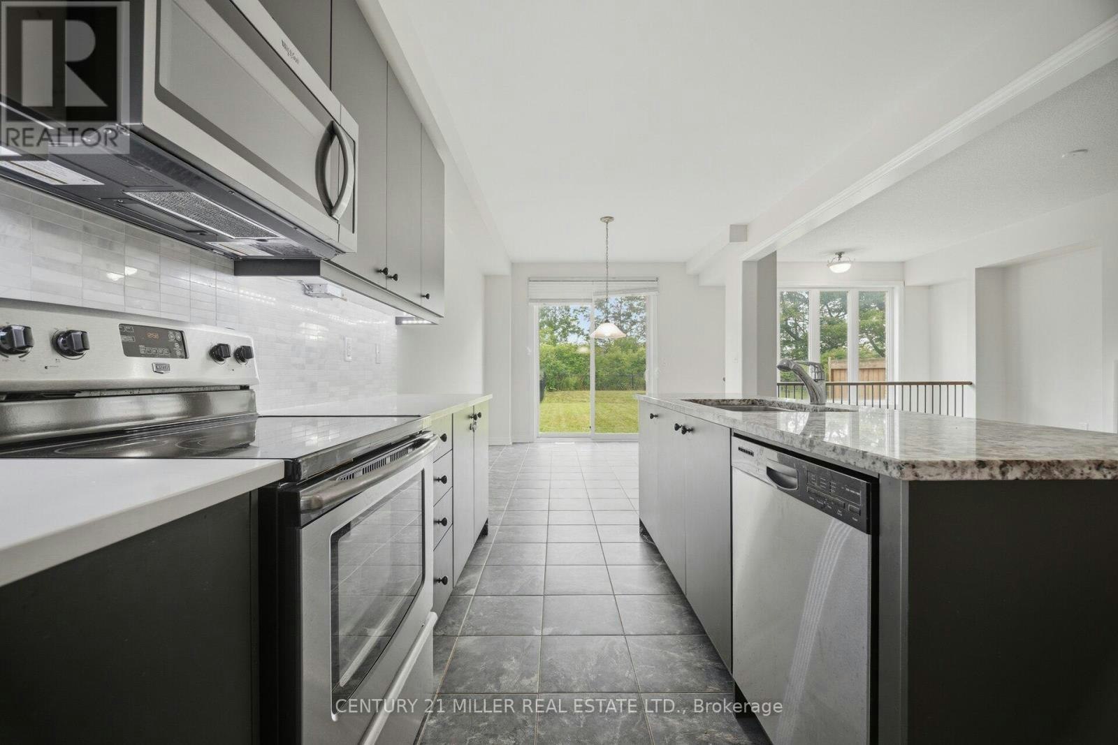 2455 Village Common, Oakville, ON, L6M 0S2 - 12