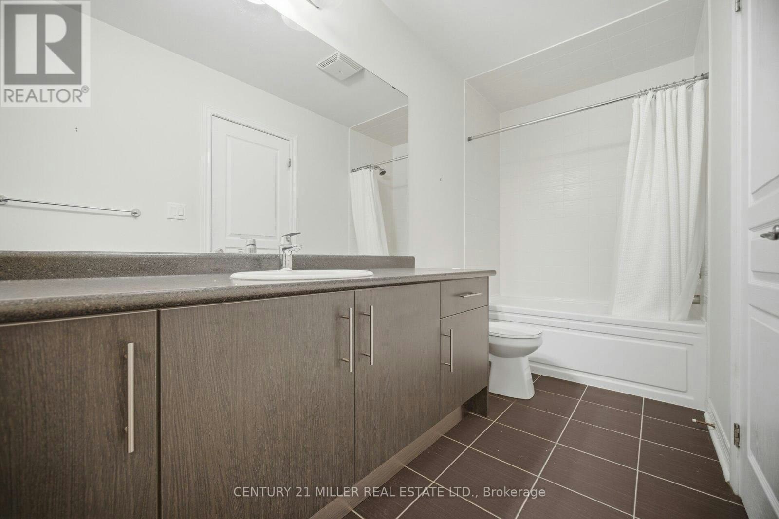 2455 Village Common, Oakville, ON, L6M 0S2 - 36