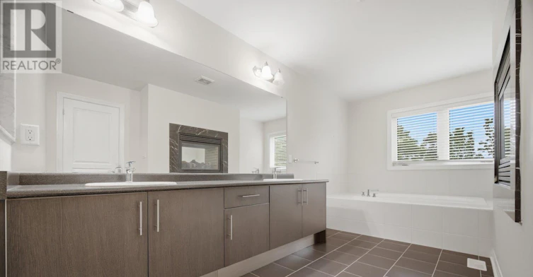 2455 Village Common, Oakville, ON, L6M 0S2 - 28
