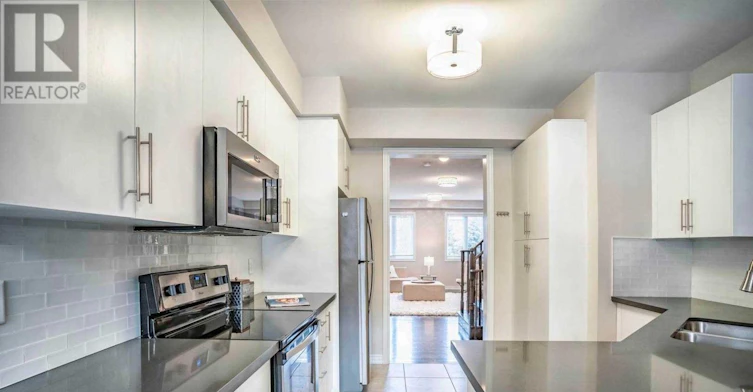 1424 Granrock Crescent, Mississauga, ON, L5V 0E1 - 5
