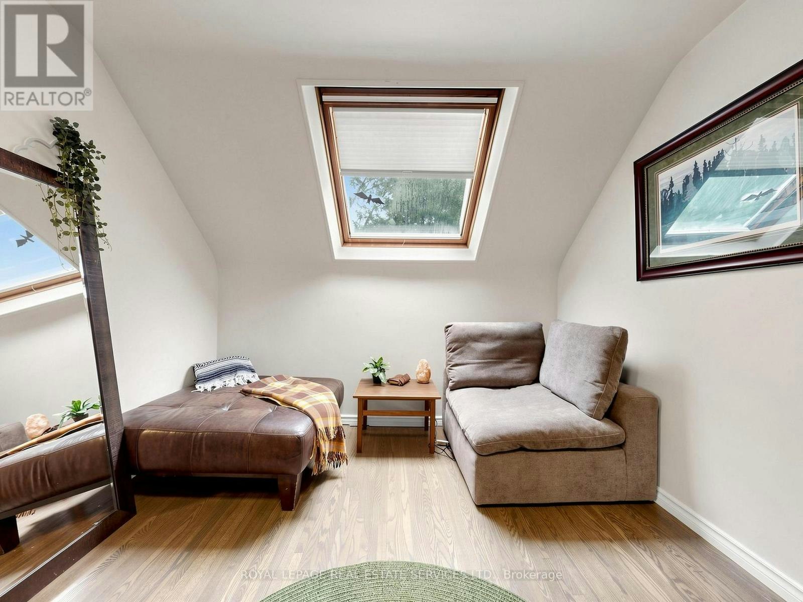 5 Ambleside Avenue, Toronto, ON, M8Z 2H5 - 24