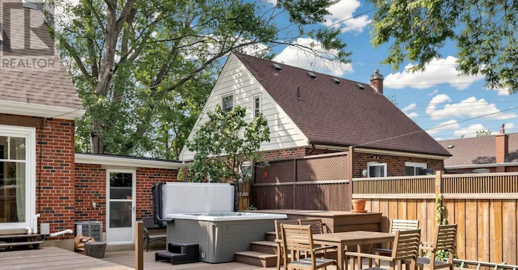 5 Ambleside Avenue, Toronto, ON, M8Z 2H5 - 44