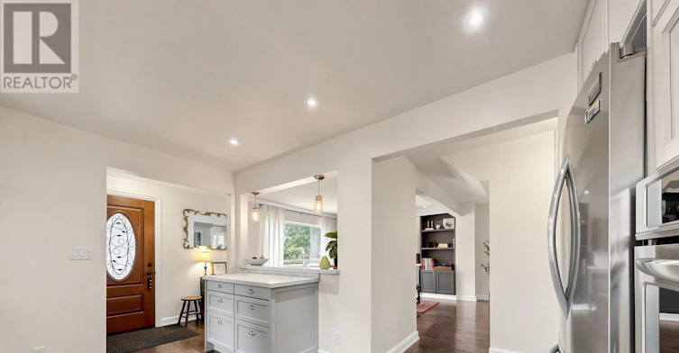5 Ambleside Avenue, Toronto, ON, M8Z 2H5 - 15