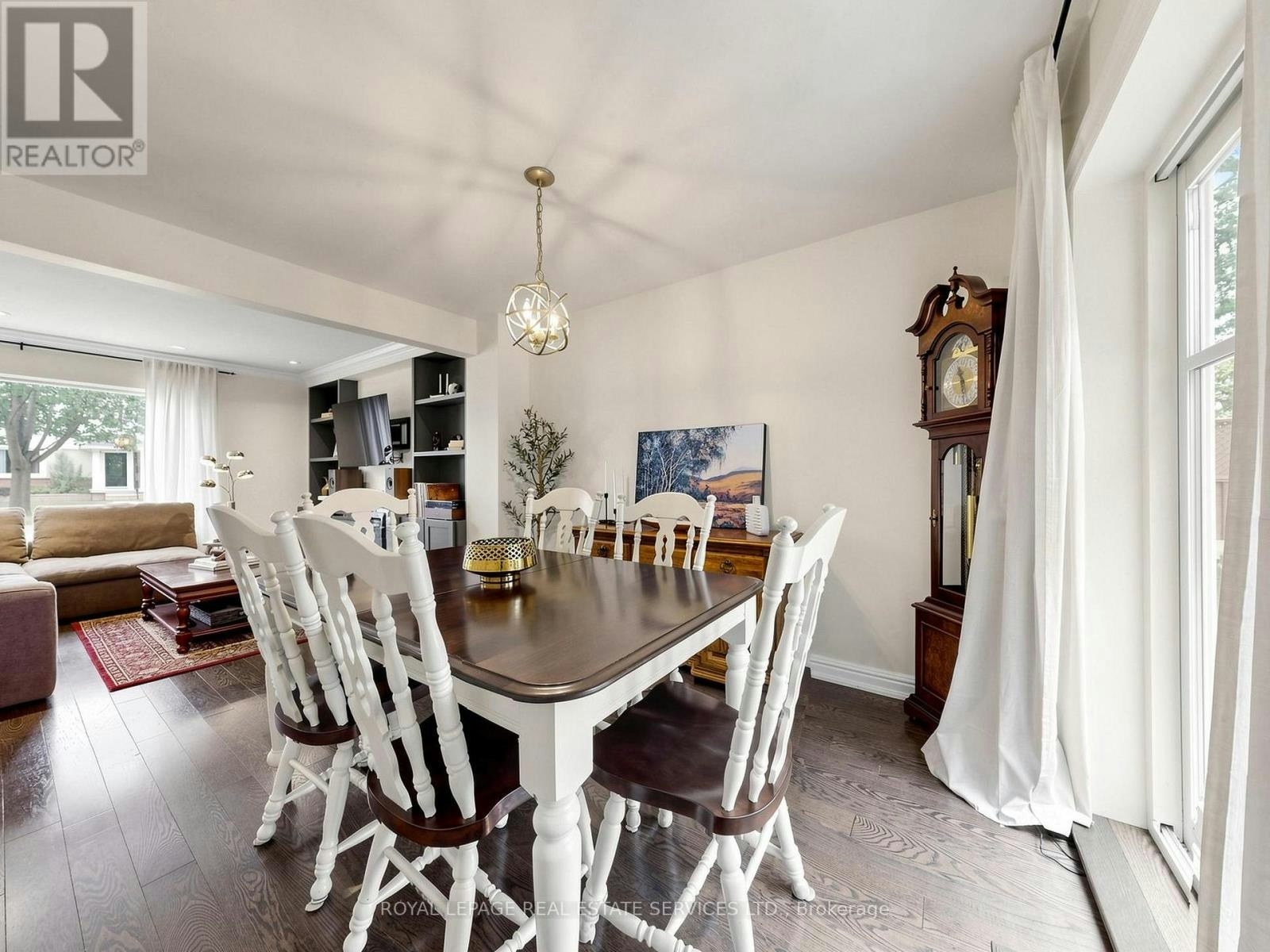 5 Ambleside Avenue, Toronto, ON, M8Z 2H5 - 9