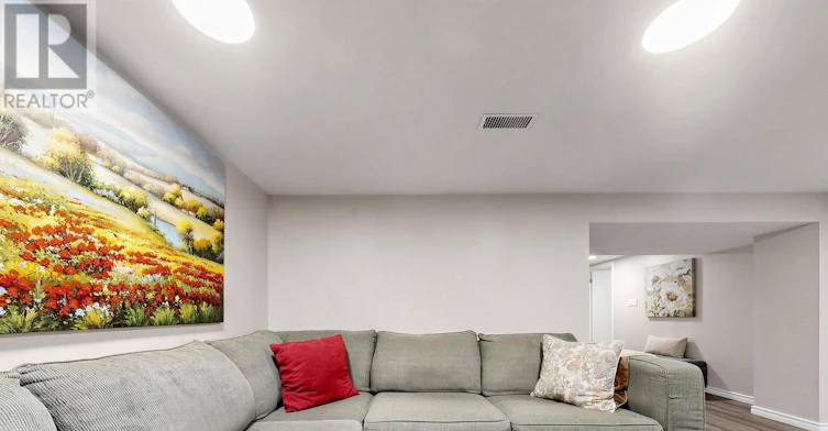 5 Ambleside Avenue, Toronto, ON, M8Z 2H5 - 30