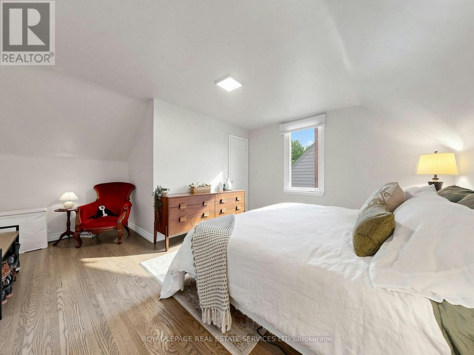 5 Ambleside Avenue, Toronto, ON, M8Z 2H5 - 20