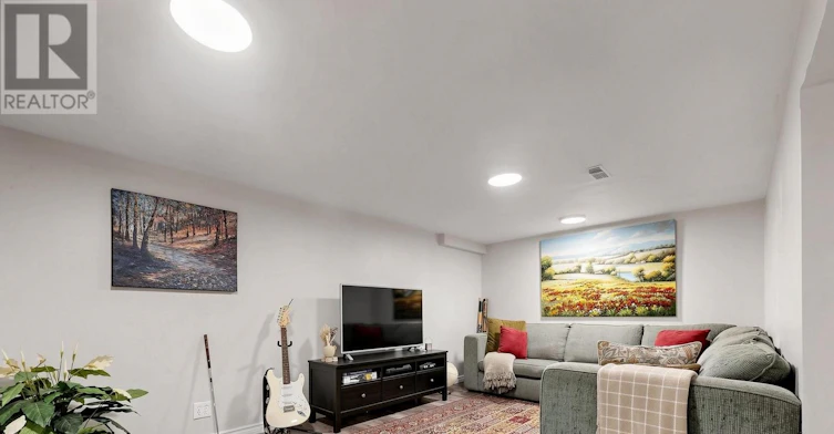 5 Ambleside Avenue, Toronto, ON, M8Z 2H5 - 28