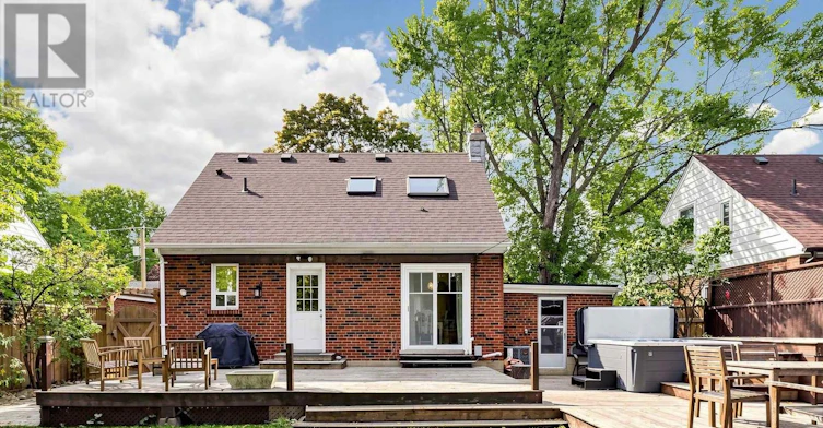 5 Ambleside Avenue, Toronto, ON, M8Z 2H5 - 38