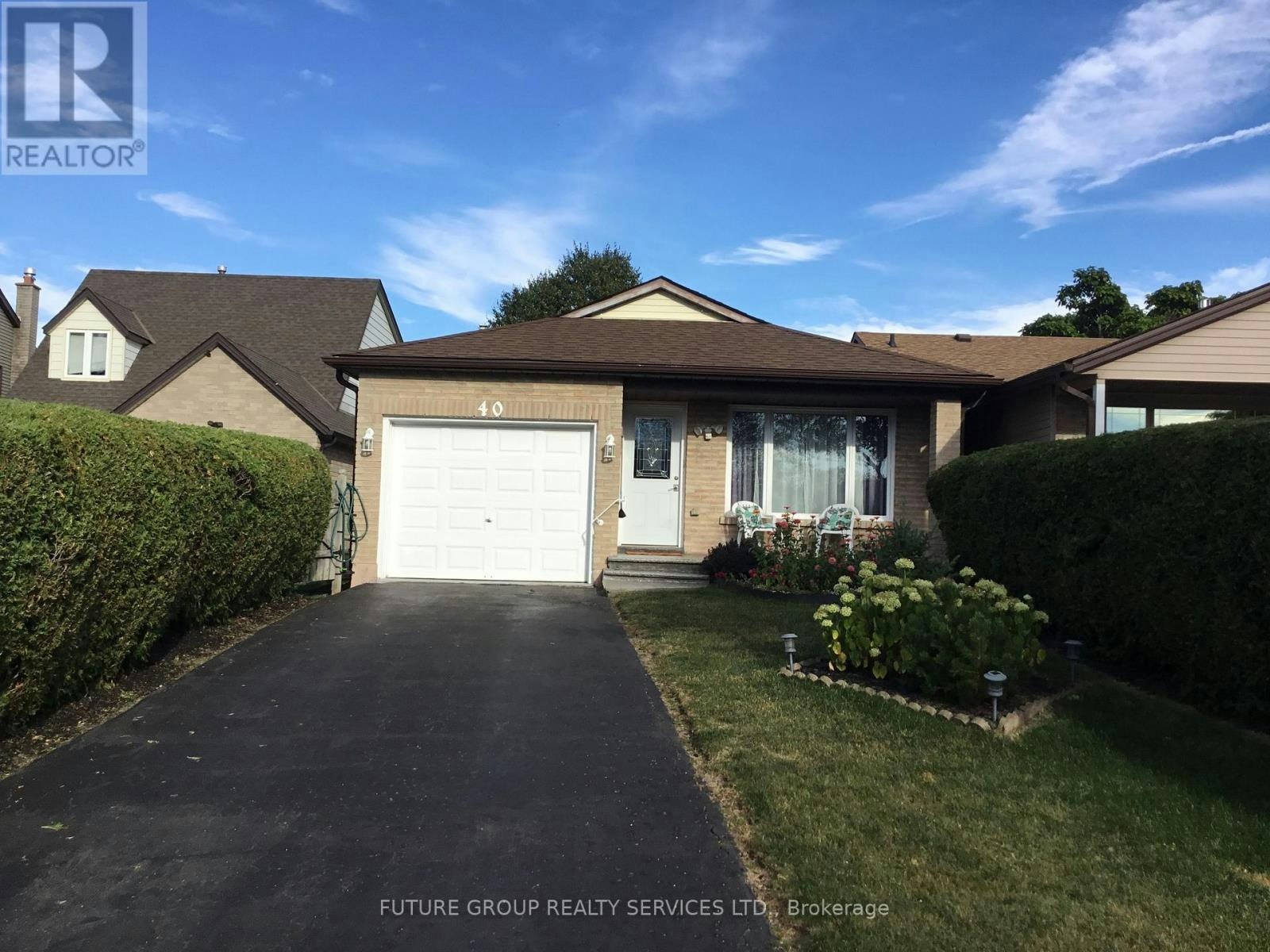 40 Lyton Crescent, Hamilton, ON, L8J 2C9