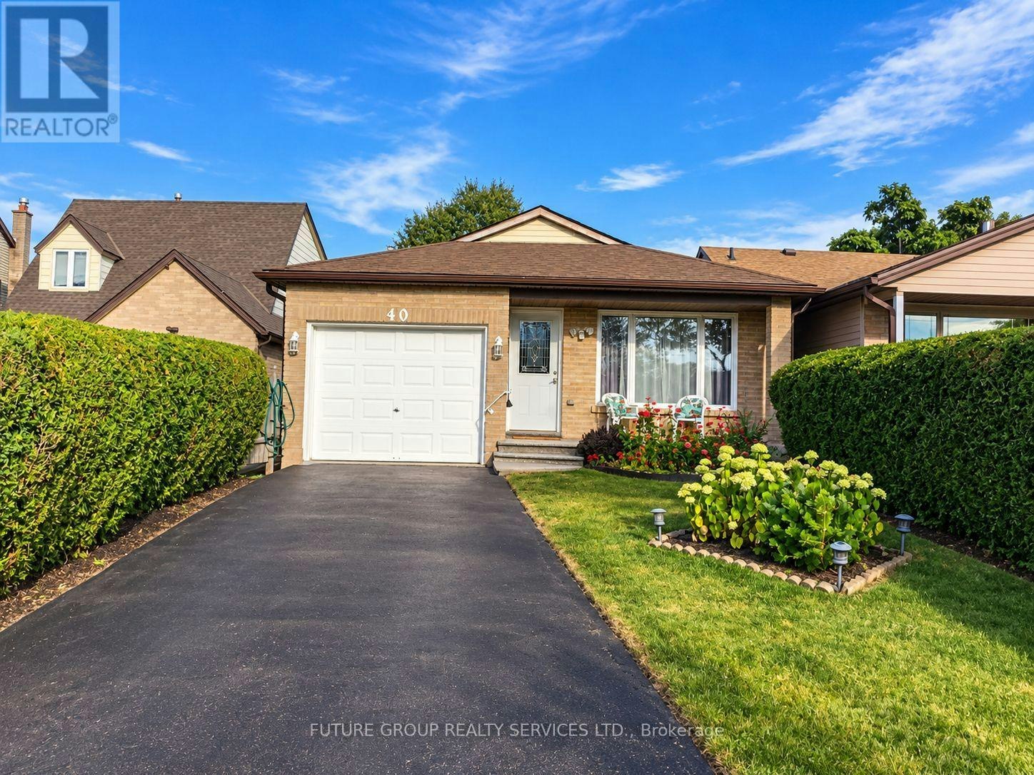 40 Lyton Crescent, Hamilton, ON, L8J 2C9
