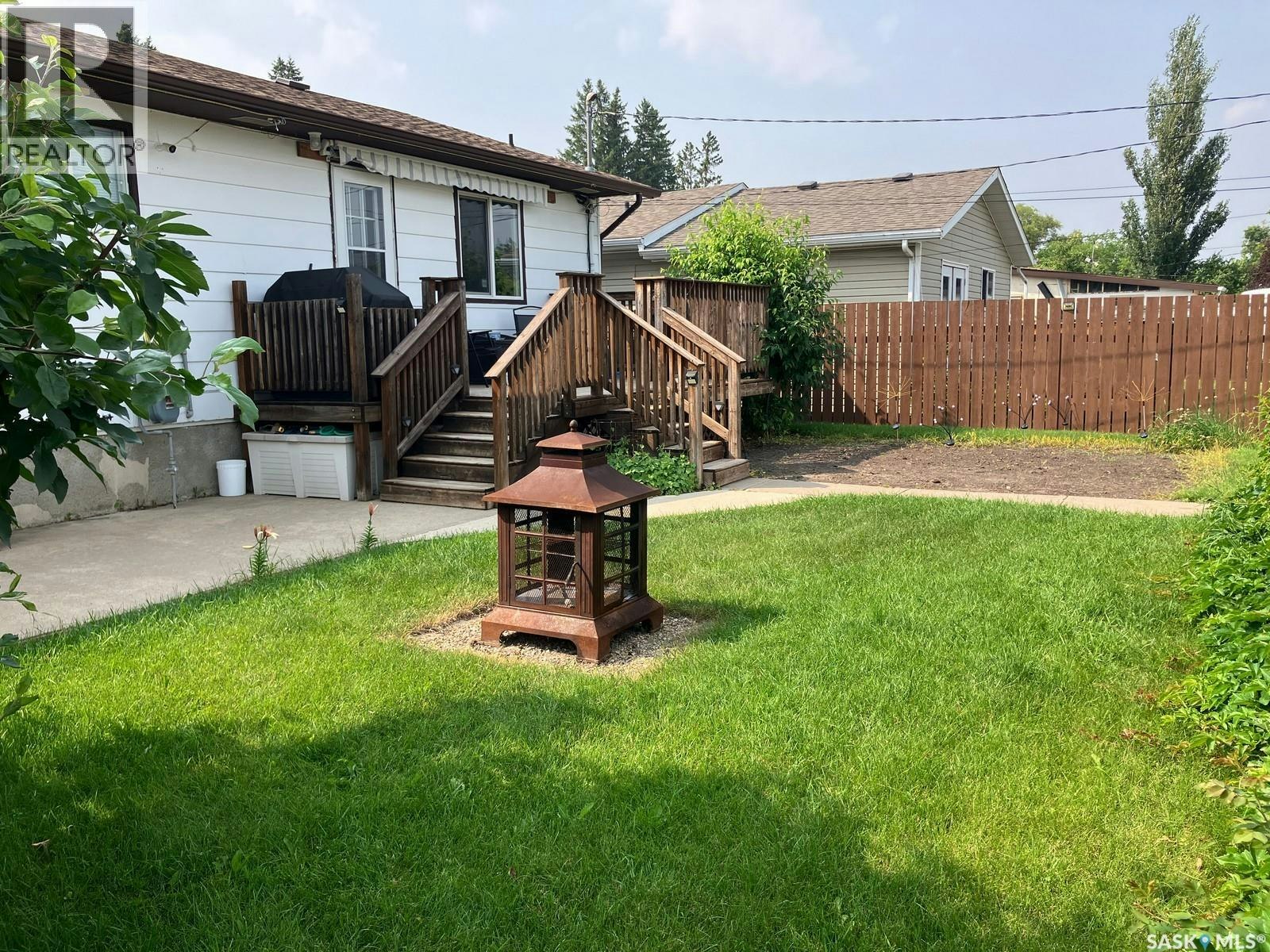 1103 3rd Street W, Nipawin, SK, S0E 1E0