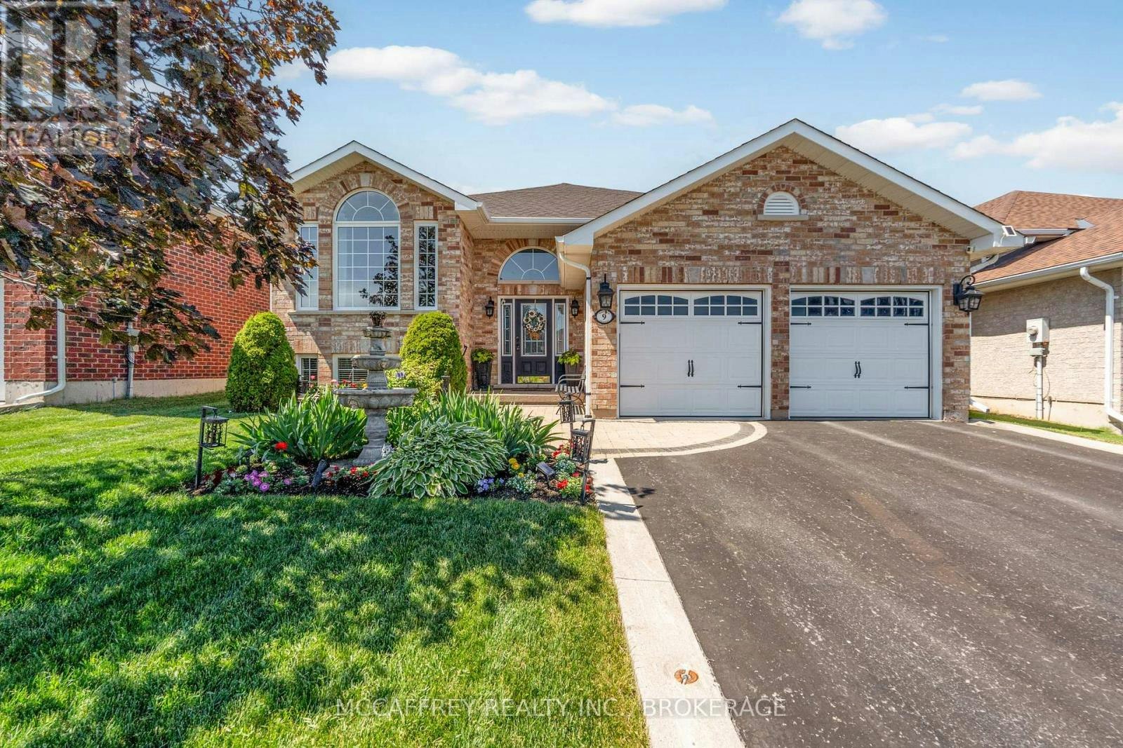 9 Hartwood Crescent, Greater Napanee, ON, K7R 3L1