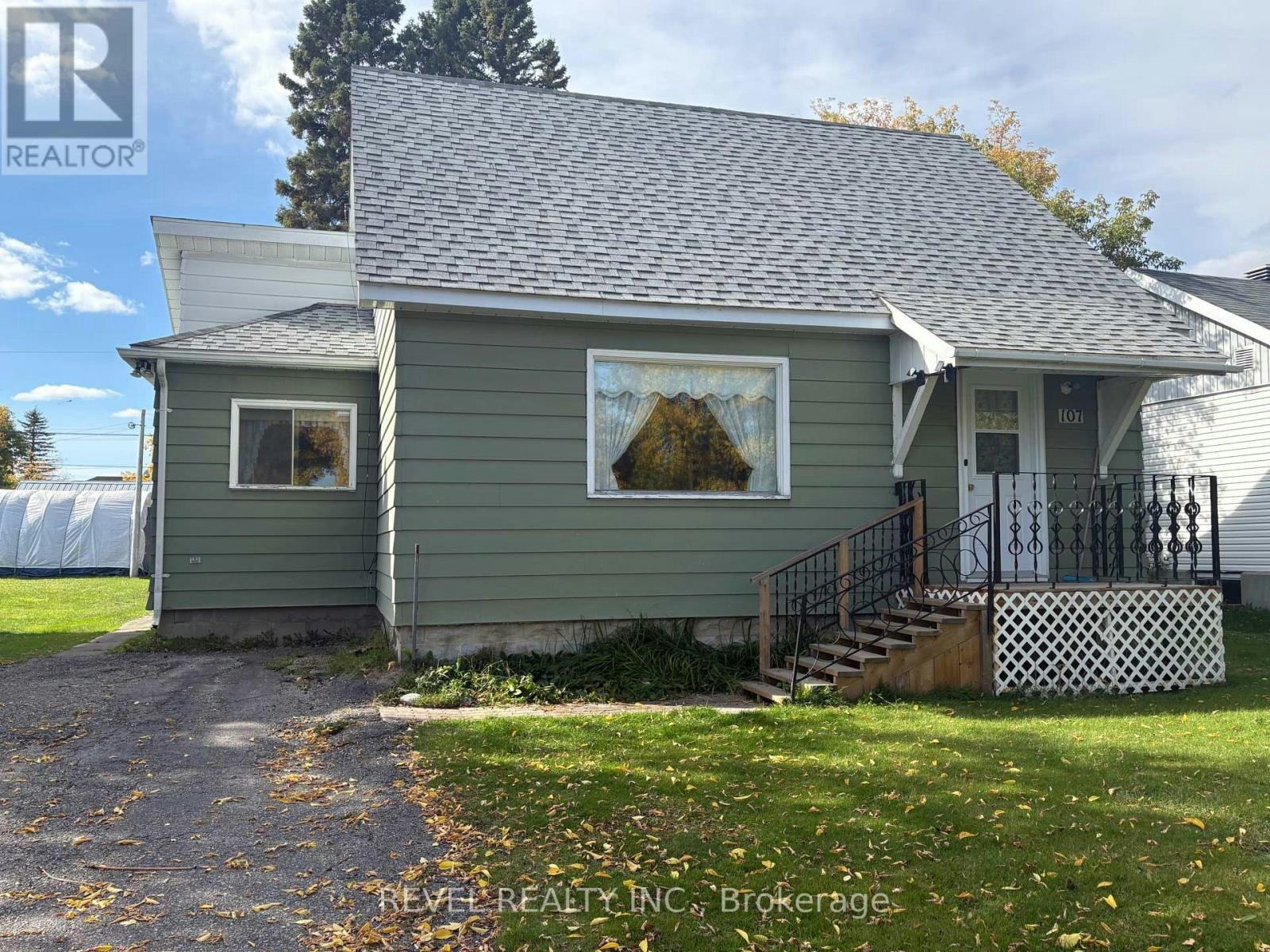 107 Fifteenth Avenue, Cochrane, ON, P0L 1C0